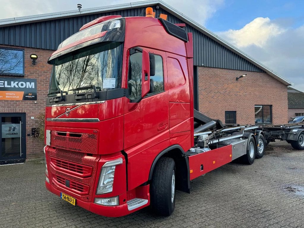 Abrollcontainer of the type Volvo FH 460 6X2 VDL Haakarm Standairco 9T Vooras NL Truck, Gebrauchtmaschine in Saasveld (Picture 1)