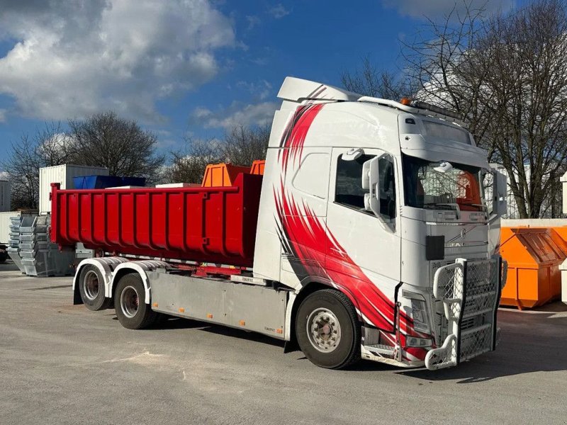 Abrollcontainer des Typs Volvo FH FH 500 6x2, Gebrauchtmaschine in Zutphen