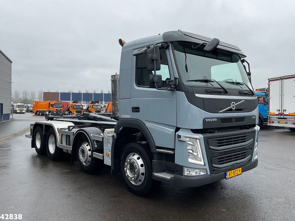 Abrollcontainer от тип Volvo FM 370 8x4 Euro 6 Multilift 26 Ton haakarmsysteem Just 56.378 km, Gebrauchtmaschine в ANDELST (Снимка 3)