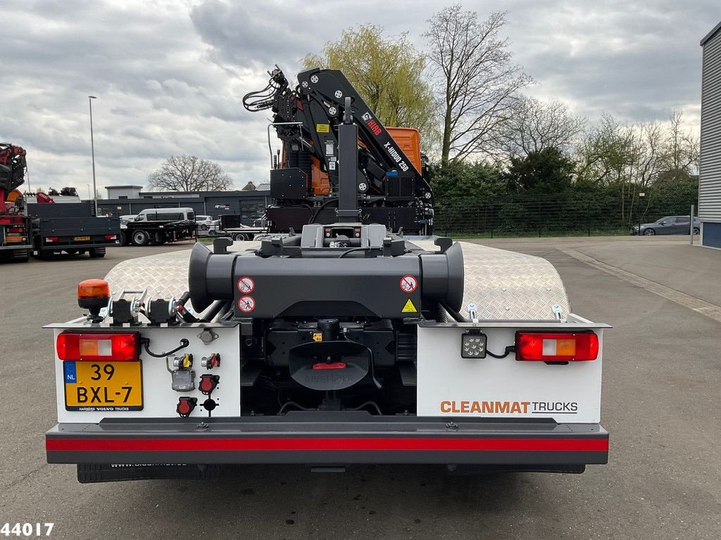 Abrollcontainer del tipo Volvo FM 420 8x2 Hiab 25 Tonmeter laadkraan, Gebrauchtmaschine In ANDELST (Immagine 7)