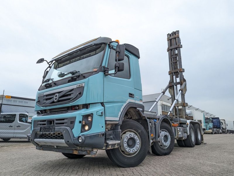 Abrollcontainer del tipo Volvo FMX410 8x4/4 Daycab Euro5 - Haakarm 25T - CementSilo - RadioGraf, Gebrauchtmaschine en Oud Gastel (Imagen 1)