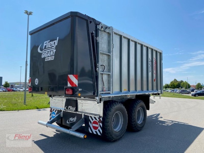 Abschiebewagen des Typs Fliegl ASW 256 Gigant, Gebrauchtmaschine in Mühldorf (Bild 7)