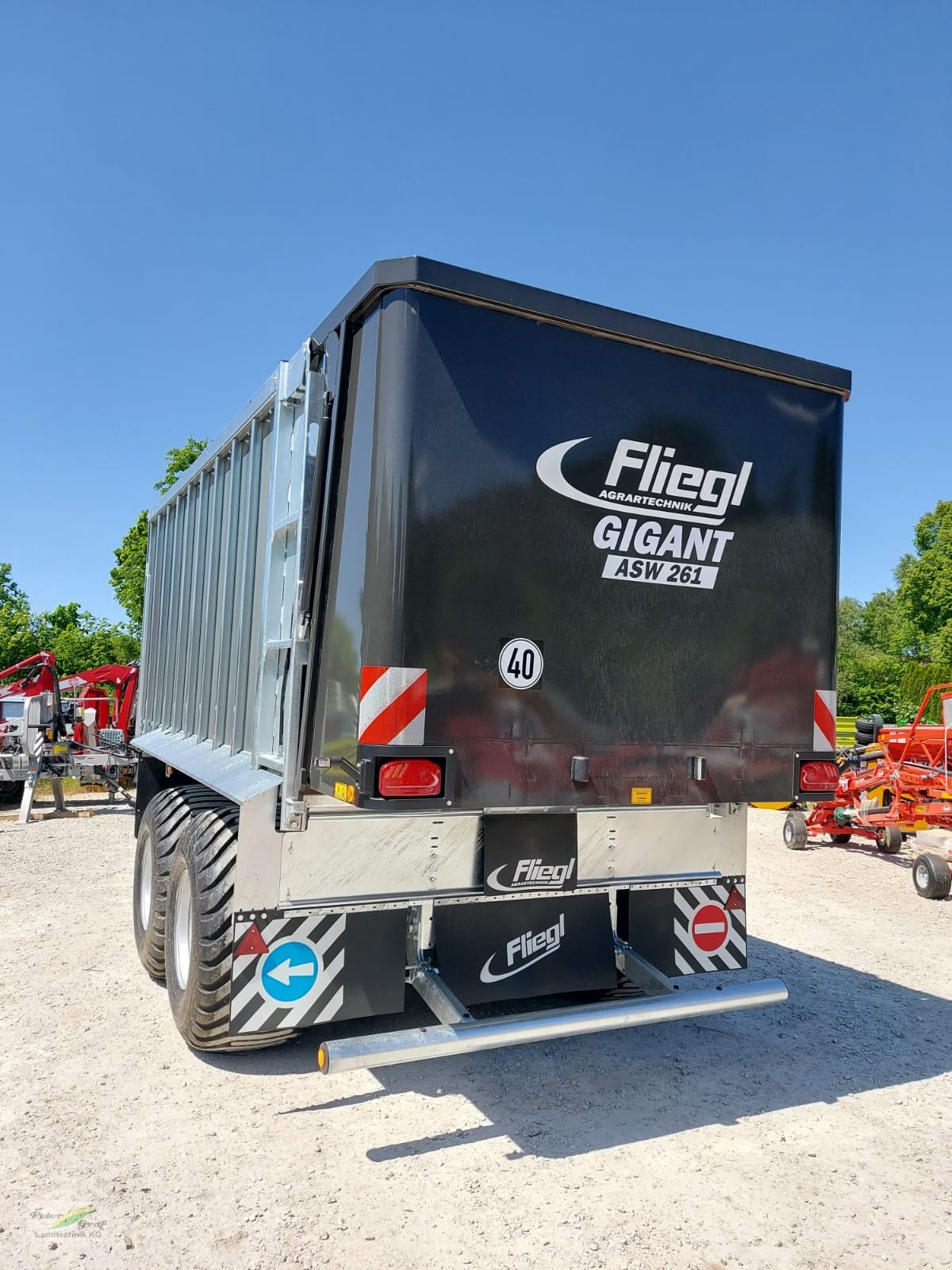 Abschiebewagen типа Fliegl ASW 261 Fox, Neumaschine в Pegnitz-Bronn (Фотография 5)