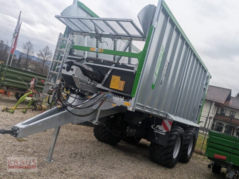 Abschiebewagen des Typs Fliegl ASW 271 Gigant  Aktionsmodel Verstärkte Achsen, Neumaschine in Geiersthal (Bild 1)