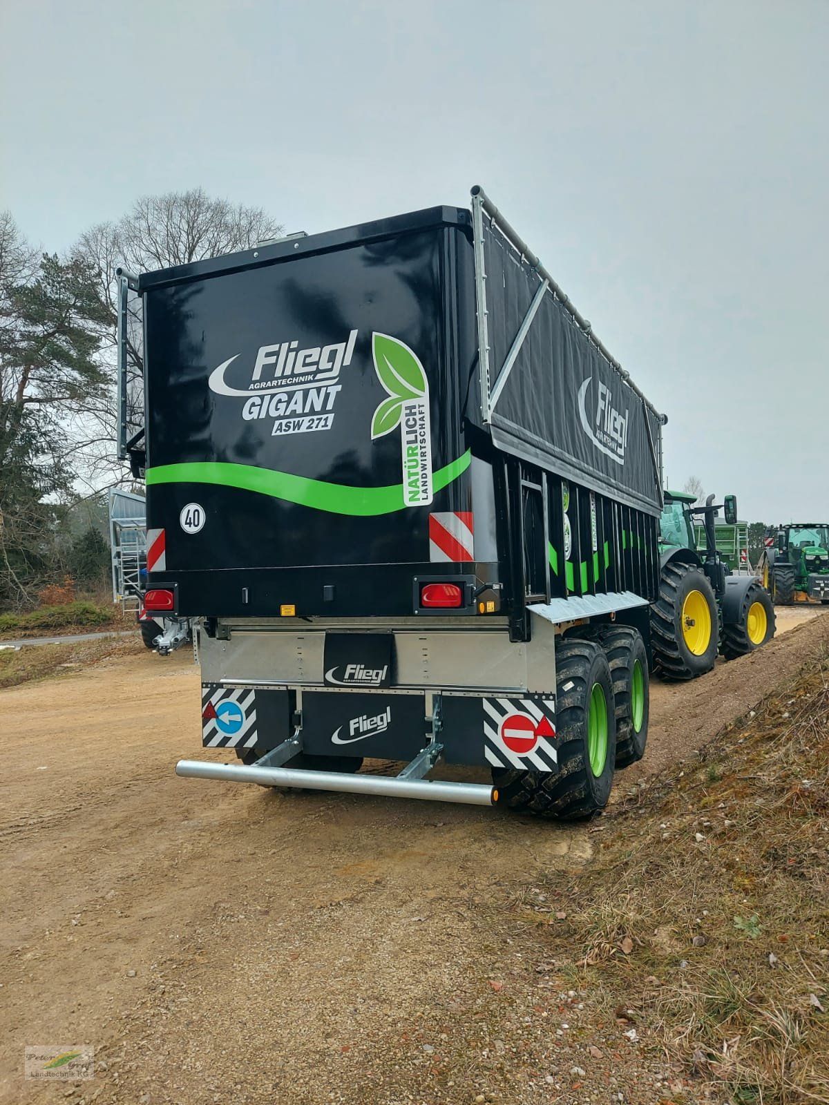 Abschiebewagen Türe ait Fliegl ASW 271C Profi-Line, Neumaschine içinde Pegnitz-Bronn (resim 5)