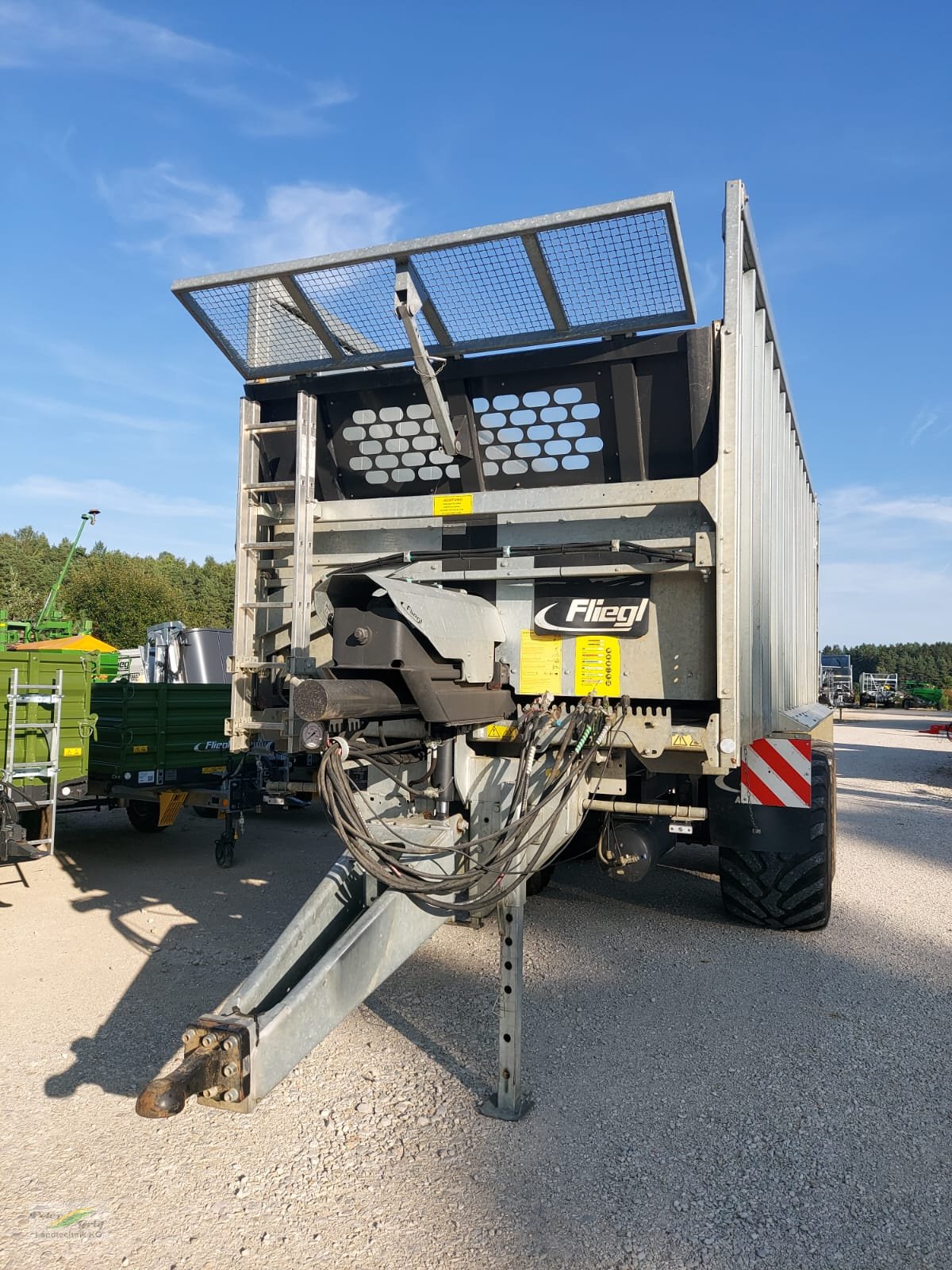 Abschiebewagen van het type Fliegl ASW 281 Gigant  45m3, Gebrauchtmaschine in Pegnitz-Bronn (Foto 4)