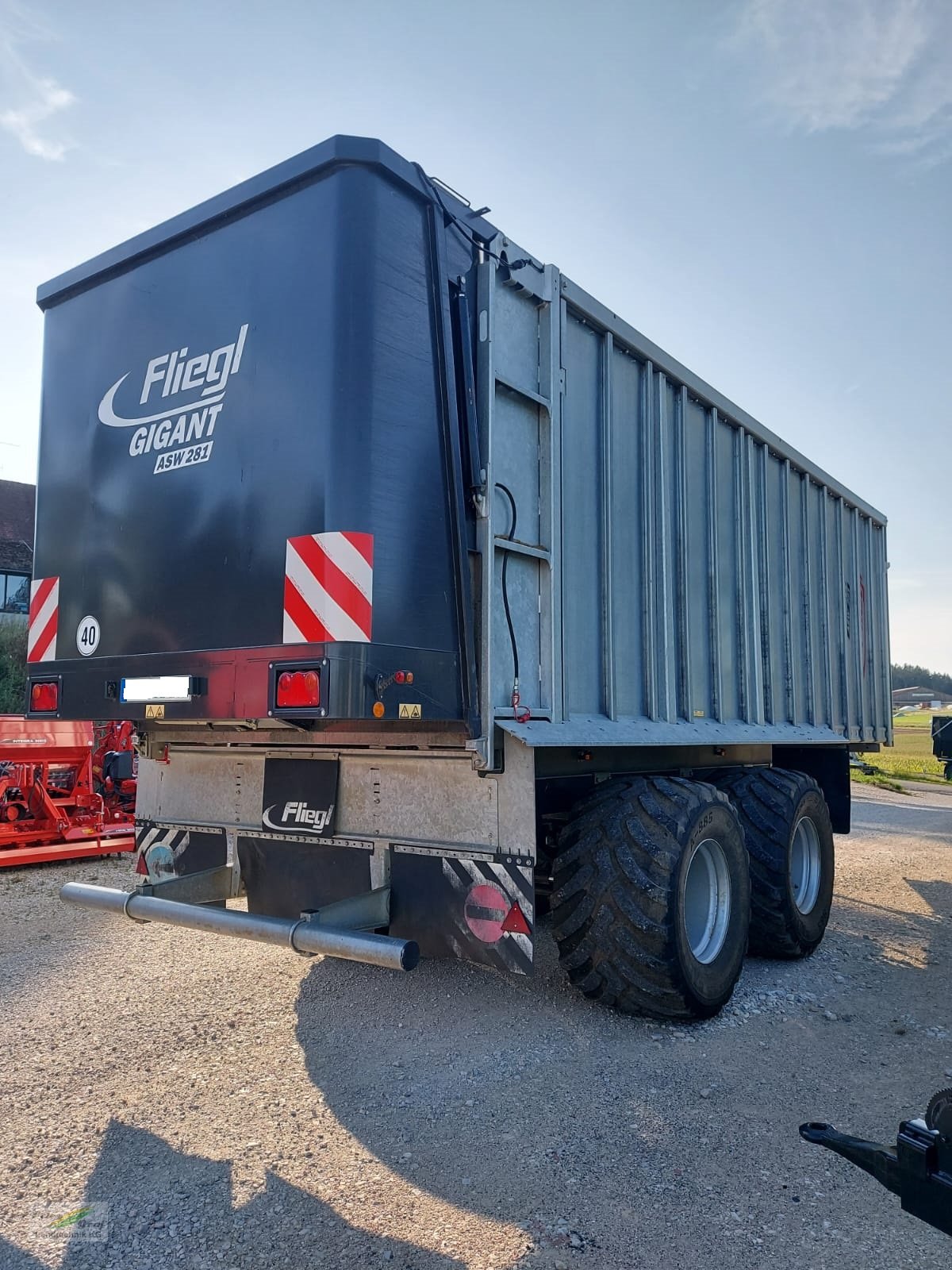 Abschiebewagen van het type Fliegl ASW 281 Gigant  45m3, Gebrauchtmaschine in Pegnitz-Bronn (Foto 7)