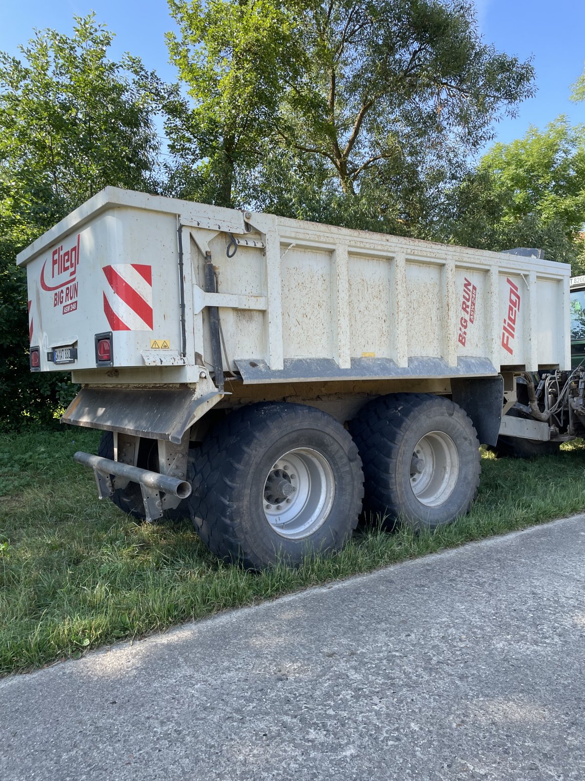 Abschiebewagen Türe ait Fliegl Big Run ASW 248, Gebrauchtmaschine içinde Wipfeld (resim 2)