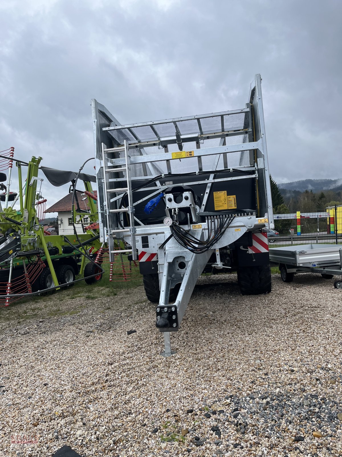 Abschiebewagen van het type Fliegl Gigant ASW 271 C Sonderpreis, Neumaschine in Geiersthal (Foto 2)