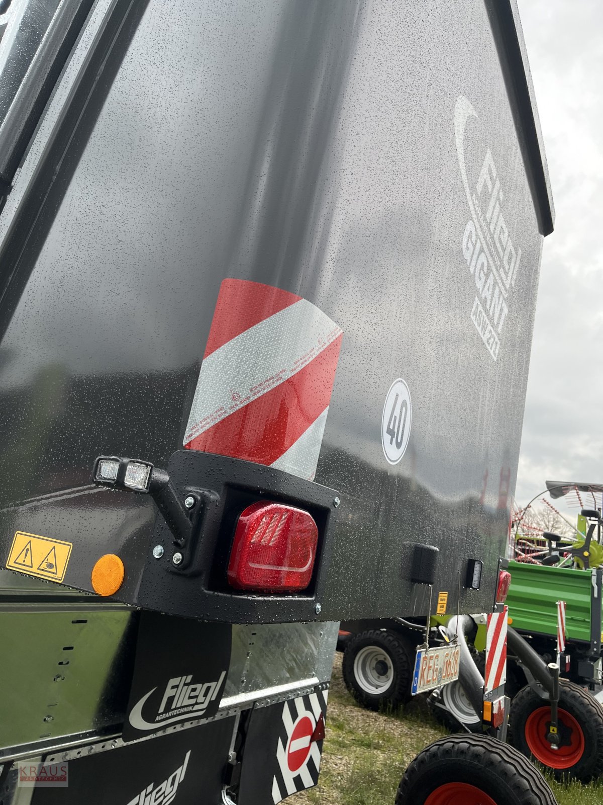 Abschiebewagen van het type Fliegl Gigant ASW 271 C Sonderpreis, Neumaschine in Geiersthal (Foto 3)