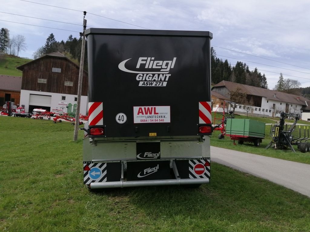 Abschiebewagen del tipo Fliegl Gigant ASW 271 Compact FOX, Neumaschine en Grünbach (Imagen 6)