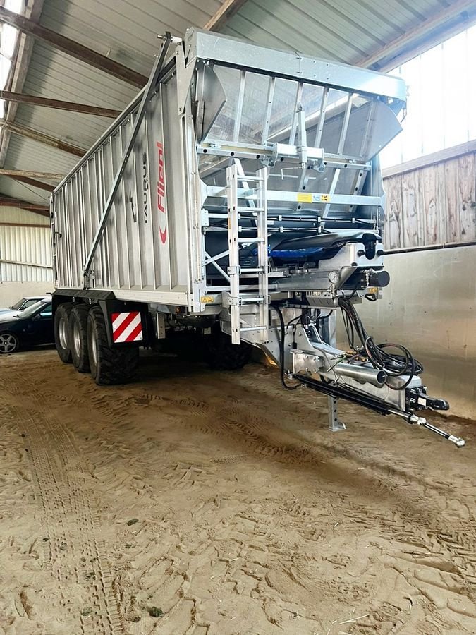 Abschiebewagen del tipo Fliegl Gigant ASW 391 Taurus FOX Abschiebewagen, Gebrauchtmaschine In St. Marienkirchen (Immagine 1)