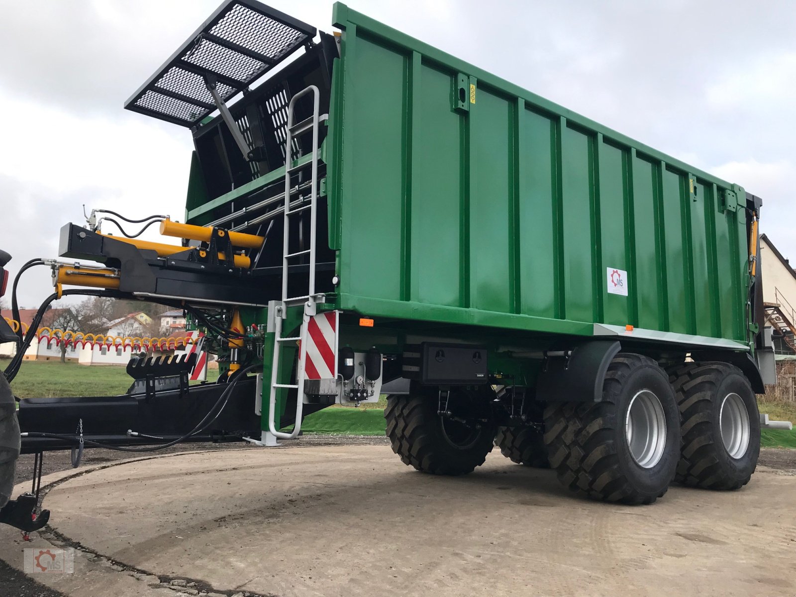 Abschiebewagen tipa Kobzarenko TZP 24t 45m³ Lenkachse Deichselfederung, Neumaschine u Tiefenbach (Slika 8)