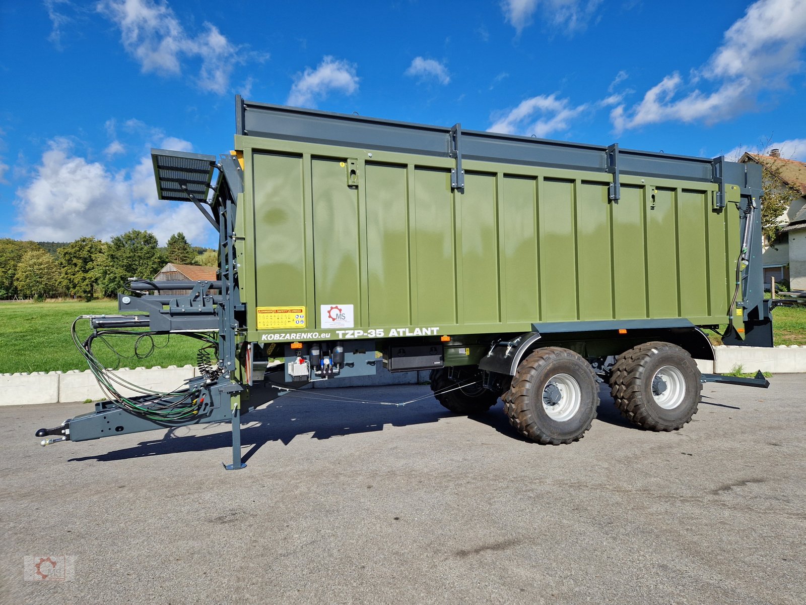 Abschiebewagen Türe ait Kobzarenko TZP 24t 45m³ Zwangslenkung Deichselfederung, Neumaschine içinde Tiefenbach (resim 20)