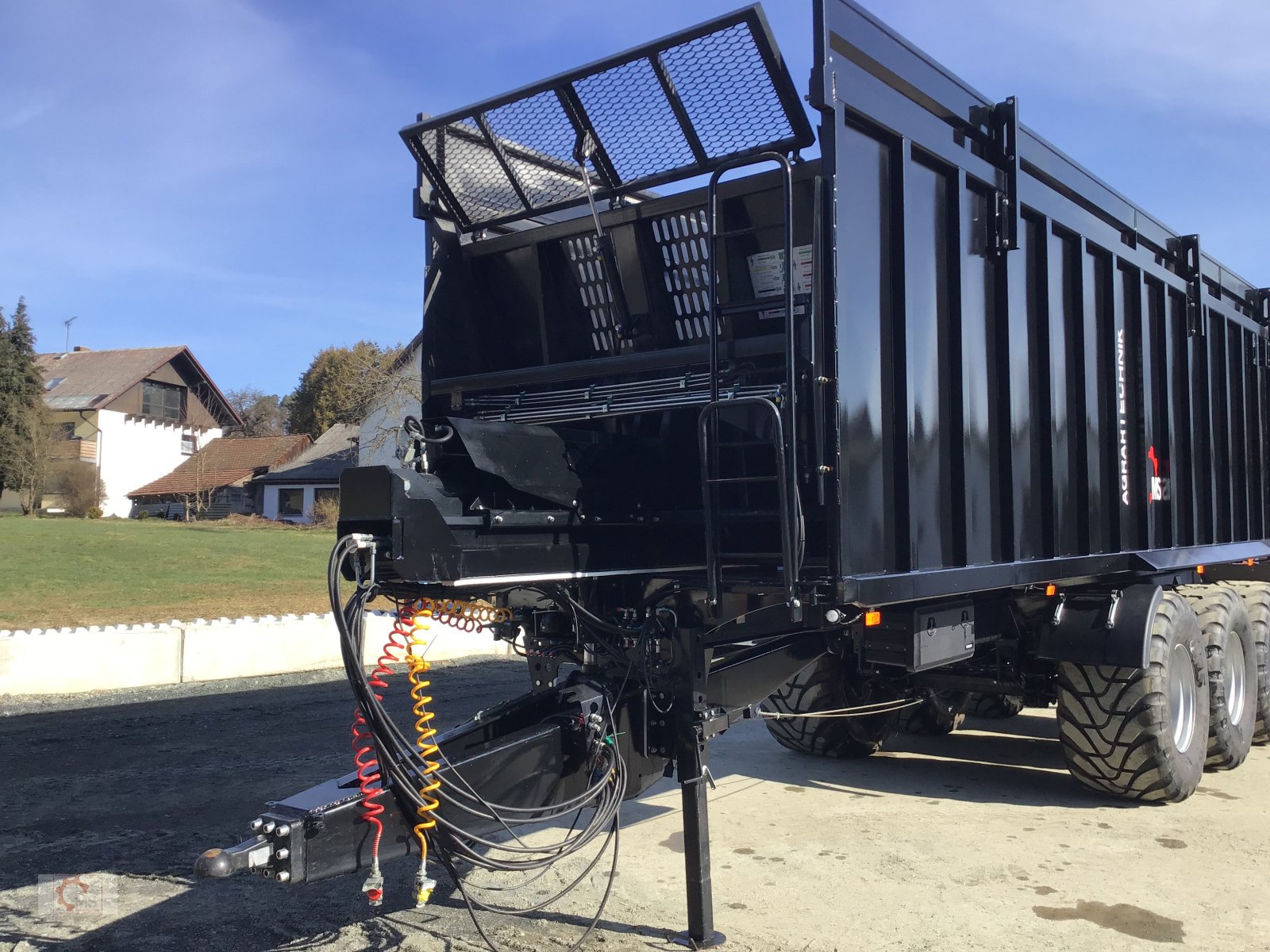 Abschiebewagen van het type Kobzarenko TZP-39 55m³ Deichselfederung Lenkachse, Neumaschine in Tiefenbach (Foto 25)