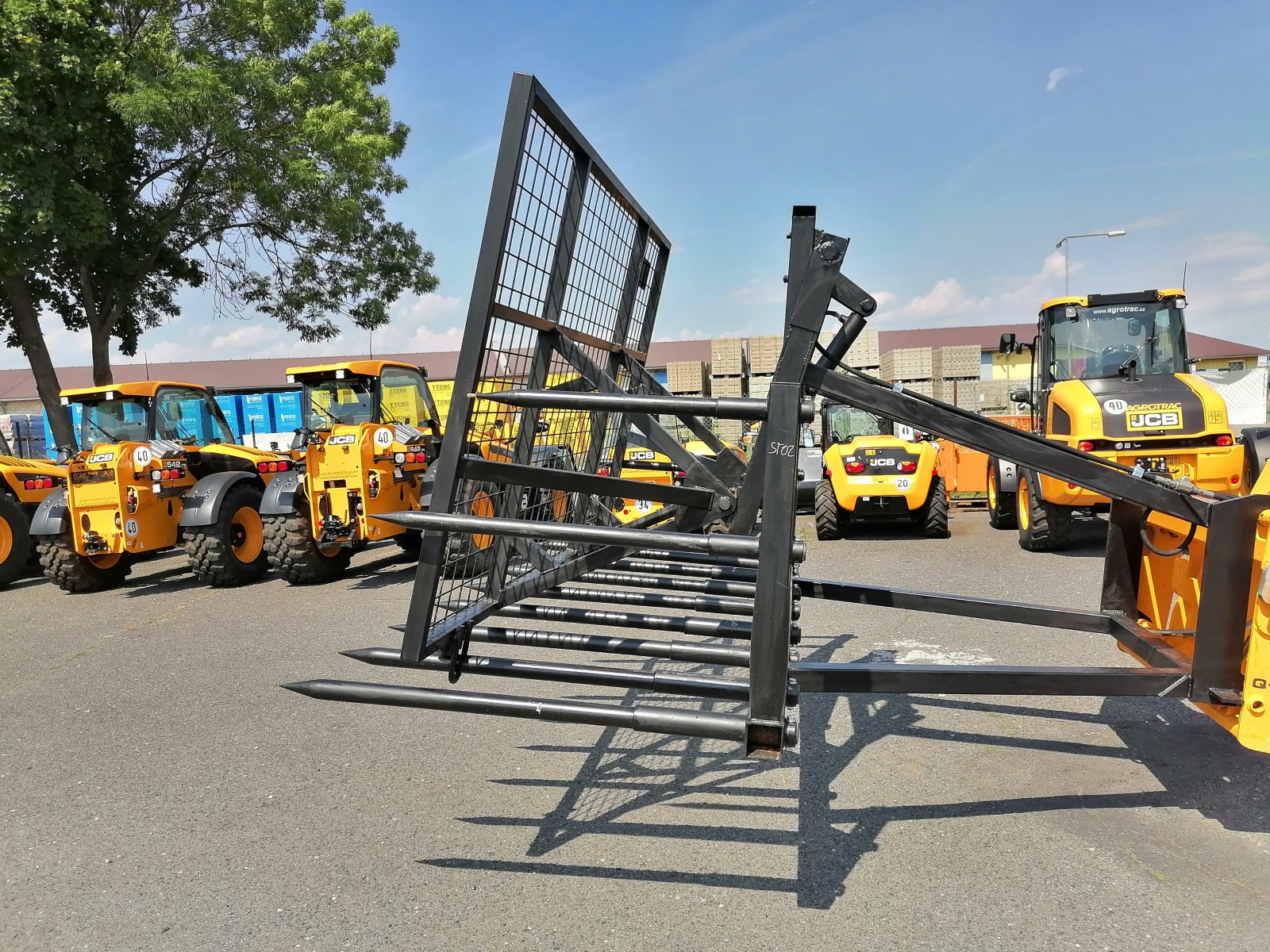 Anbaugerät van het type Strimech Lžíce a jiné, Neumaschine in Roudnice nad Labem (Foto 9)