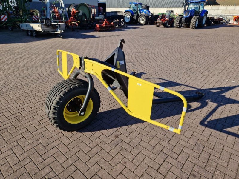 Anbauhäcksler & Anhängehäcksler van het type John Deere 300F transport wiel, Gebrauchtmaschine in BOEKEL (Foto 1)