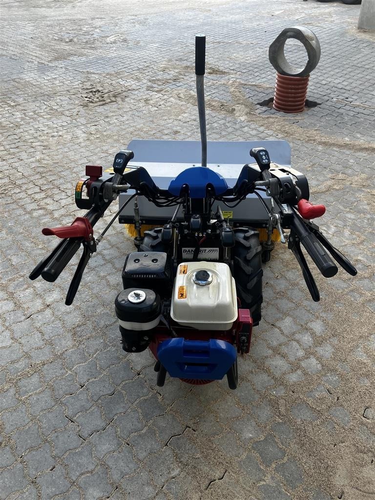 Anbaukehrmaschine του τύπου BCS 740 benzin 9 HK. 3 gear frem/tilbage, Honda motor med elstart, 1 Meter bred kost, Gebrauchtmaschine σε Kastrup (Φωτογραφία 1)