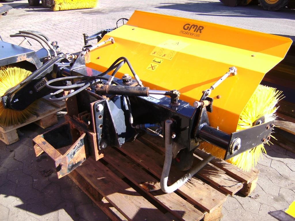 Anbaukehrmaschine del tipo GMR FF 1200 LSA, Gebrauchtmaschine en Helsinge (Imagen 2)