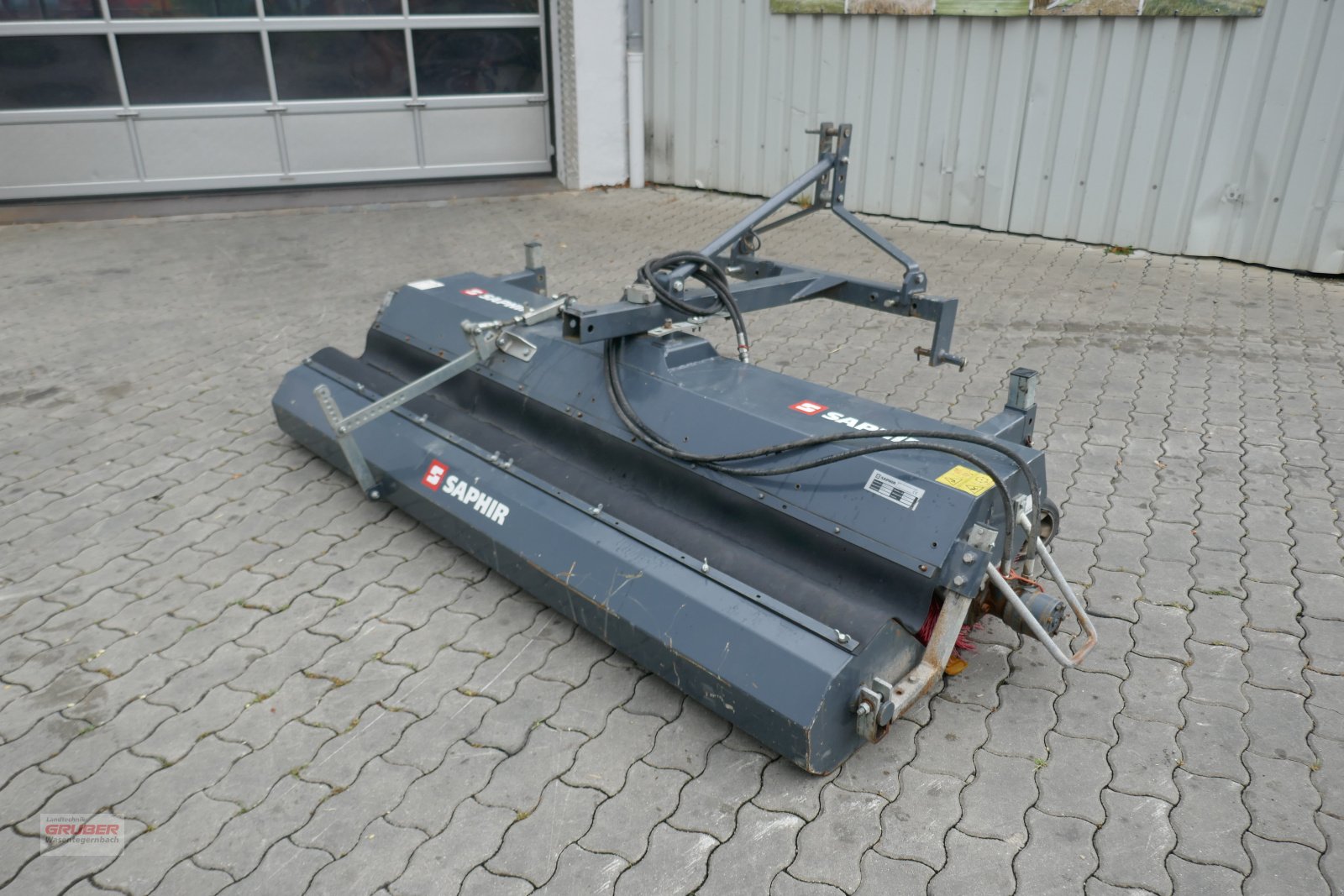 Anbaukehrmaschine tipa Saphir FKM 231, Gebrauchtmaschine u Dorfen (Slika 1)