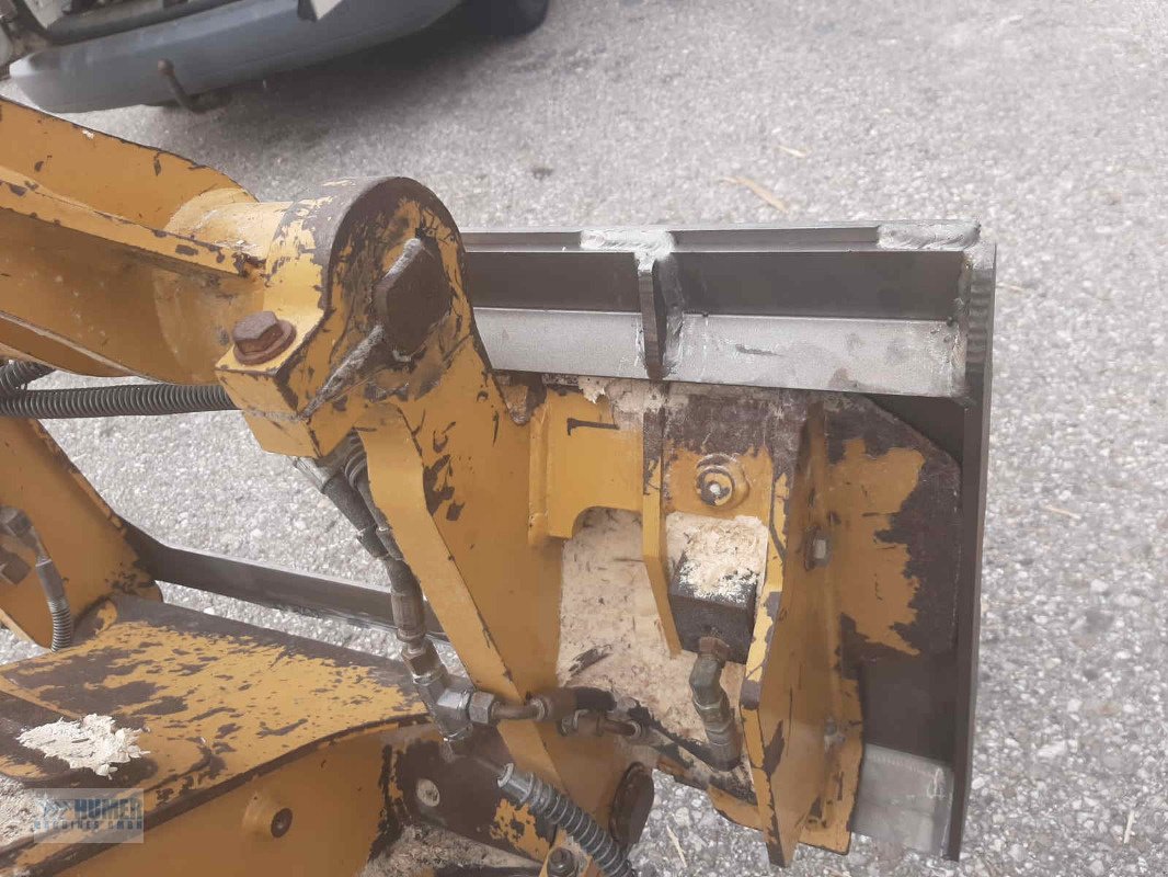 Anbauplatten za tip Caterpillar 906,907,908 Vertikalverriegelung, Neumaschine u Vorchdorf (Slika 3)