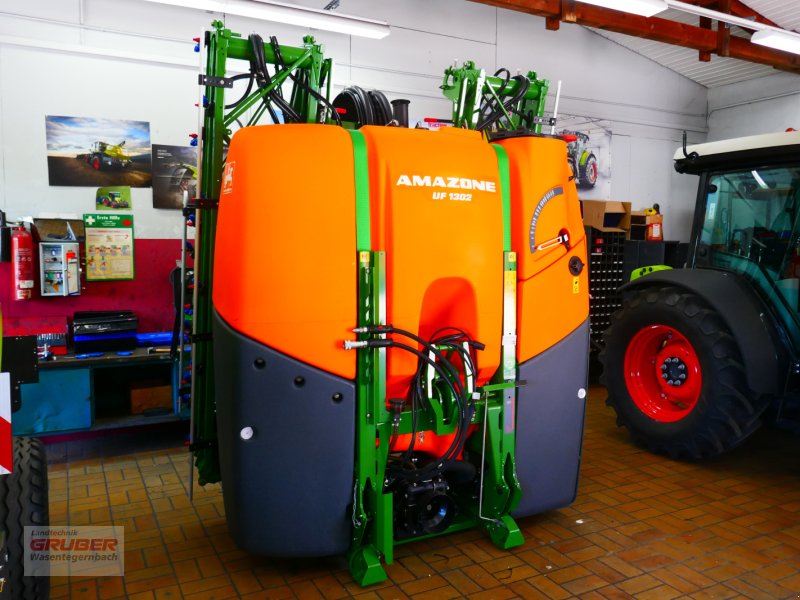 Anbauspritze typu Amazone UF 1302 TOP Ausstattung - Hallenplatz, Neumaschine v Dorfen