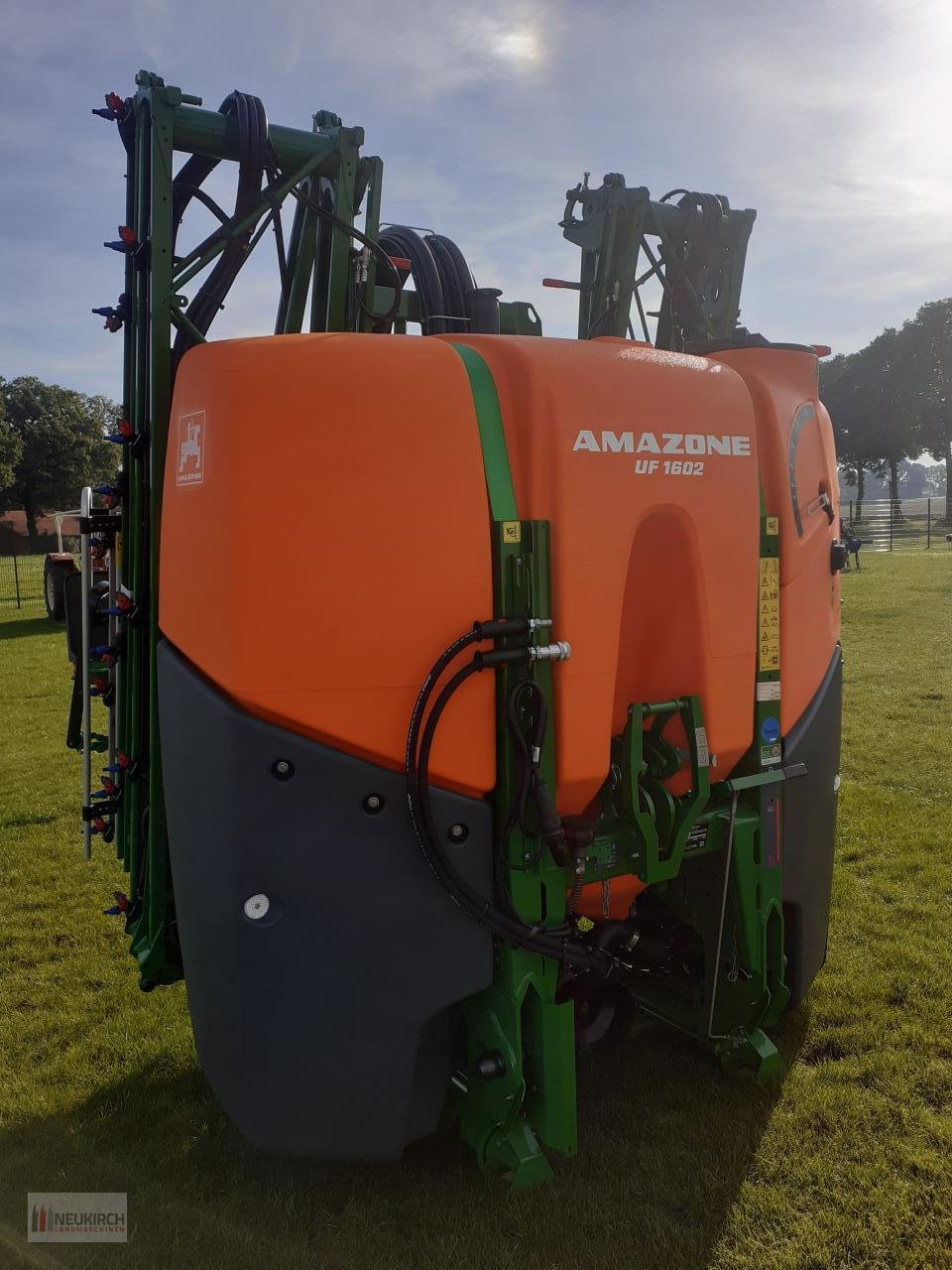 Anbauspritze van het type Amazone UF 1602, Neumaschine in Delbrück-Westenholz (Foto 1)