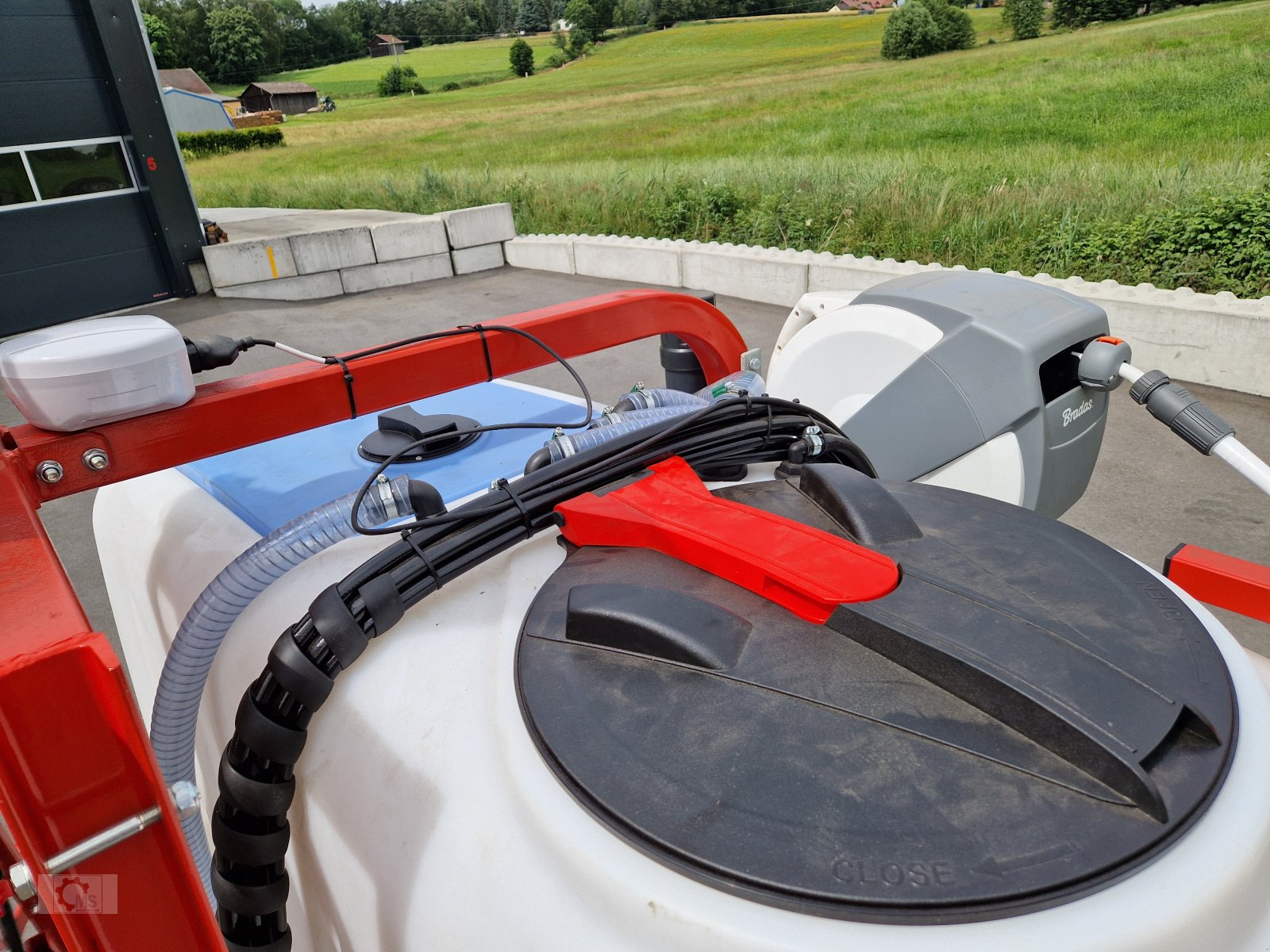 Anbauspritze van het type Jar-Met 15m 1200L GPS ARAG Lechler, Neumaschine in Tiefenbach (Foto 24)