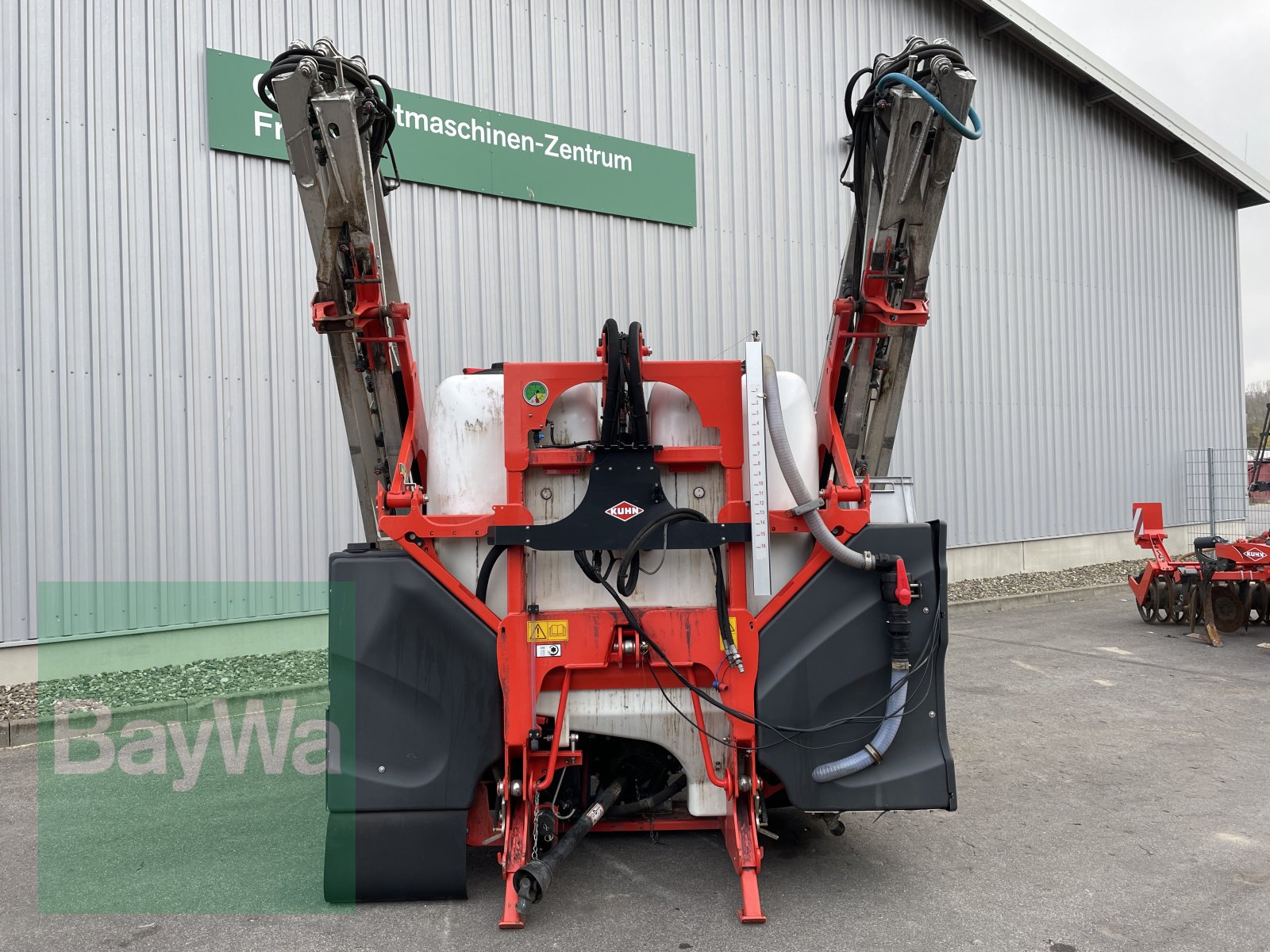 Anbauspritze van het type Kuhn Altis 1502, Gebrauchtmaschine in Bamberg (Foto 2)