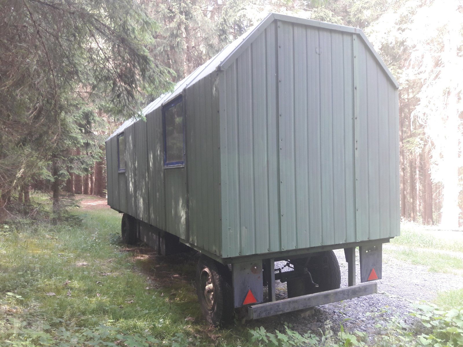 Anhänger Türe ait Castor - DDR - 8m Bauwagen Bj.1988, mit Treppe. Stauboxen. Alu-Außenverkleidung., Gebrauchtmaschine içinde Tschirn (resim 1)