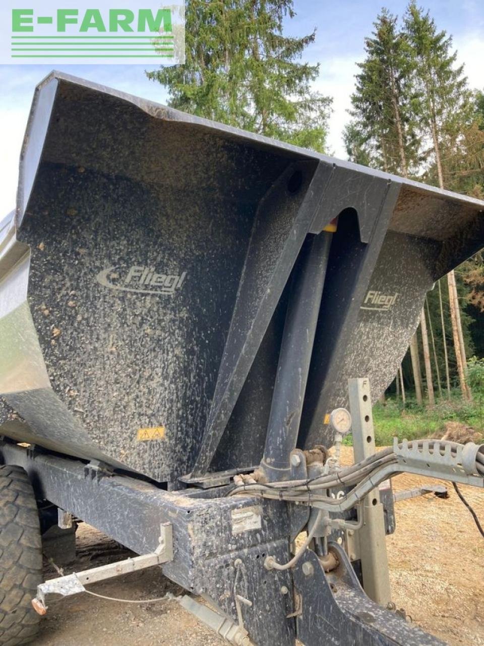 Anhänger typu Fliegl stone master 252 profi tandem, Gebrauchtmaschine v NEUKIRCHEN V. WALD (Obrázok 2)