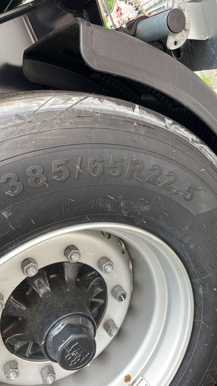 Anhänger del tipo Reisch Bereifung 385/65 R 22,5 RE Del, Neumaschine en Husum (Imagen 1)