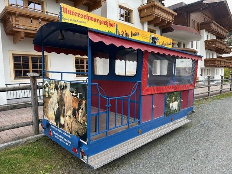 Anhänger van het type Sonstige Bummelzug-Anhänger 4x2m,  gebraucht, Gebrauchtmaschine in Tamsweg (Foto 4)