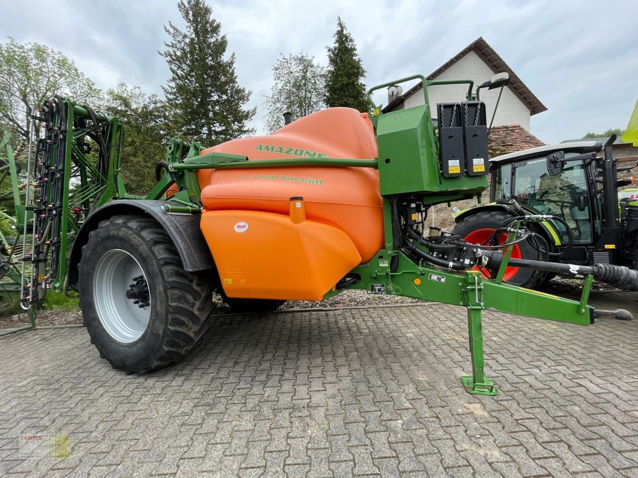 Anhängespritze typu Amazone UX 4200 Special, Gebrauchtmaschine w Reinheim (Zdjęcie 2)