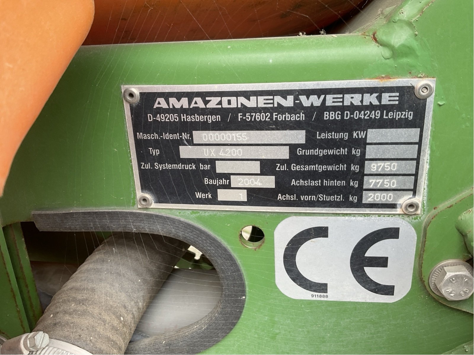 Anhängespritze des Typs Amazone UX 4200, Gebrauchtmaschine in Wittingen (Bild 4)