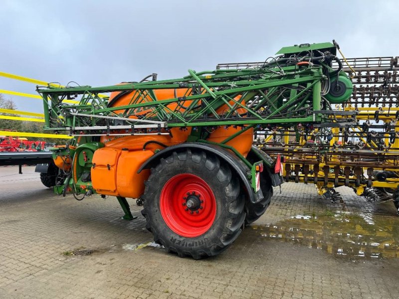 Anhängespritze van het type Amazone UX 5200 Super, Gebrauchtmaschine in Mern (Foto 1)