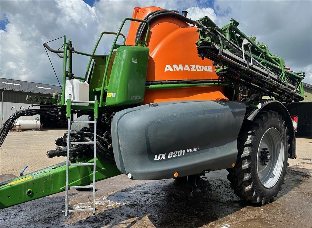 Anhängespritze van het type Amazone Ux 6201 super 30 meter, Gebrauchtmaschine in Horsens (Foto 2)