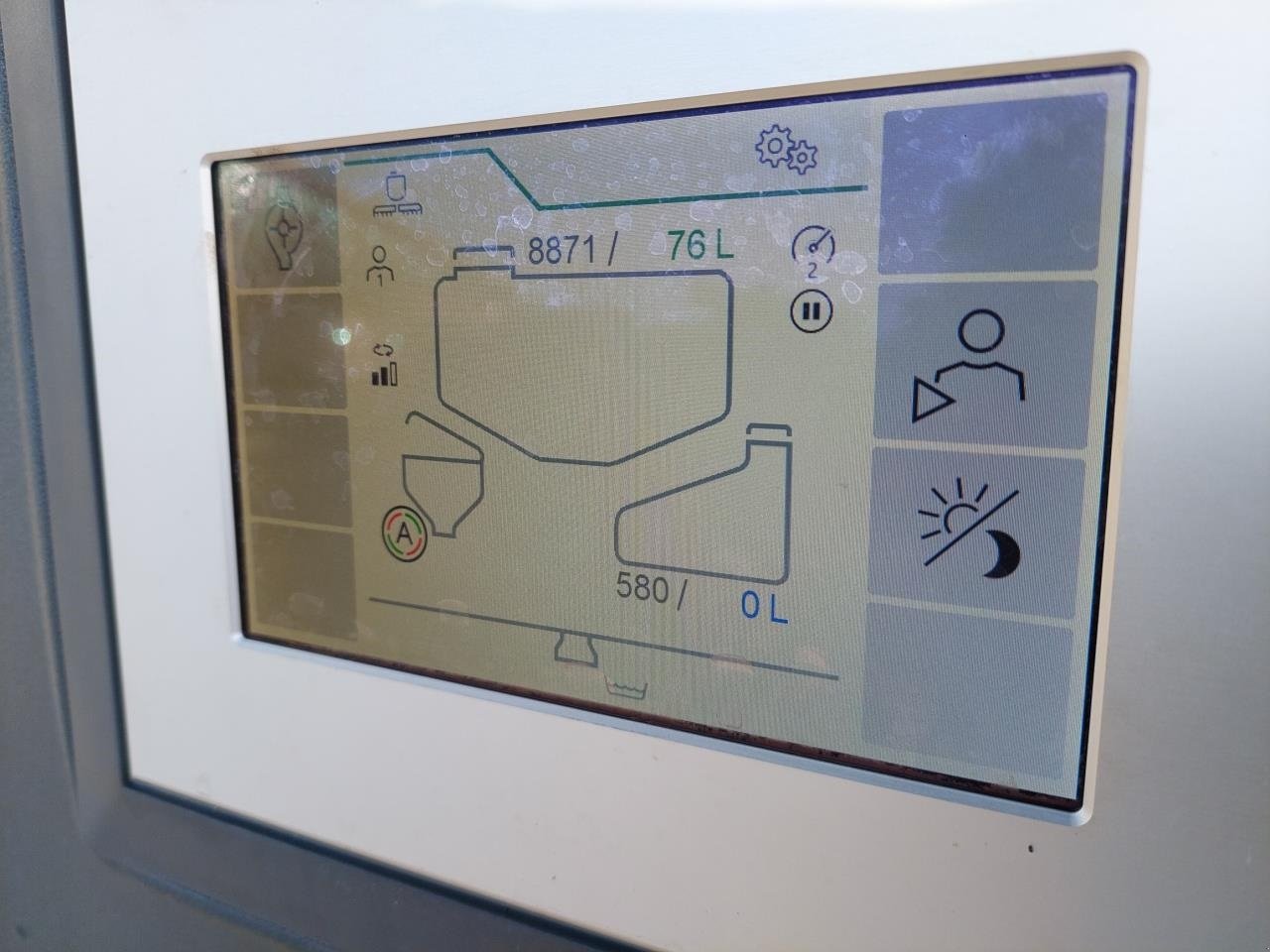 Anhängespritze typu Amazone UX 8601 - 36m med AmaSelect, Gebrauchtmaschine v Hammel (Obrázok 6)