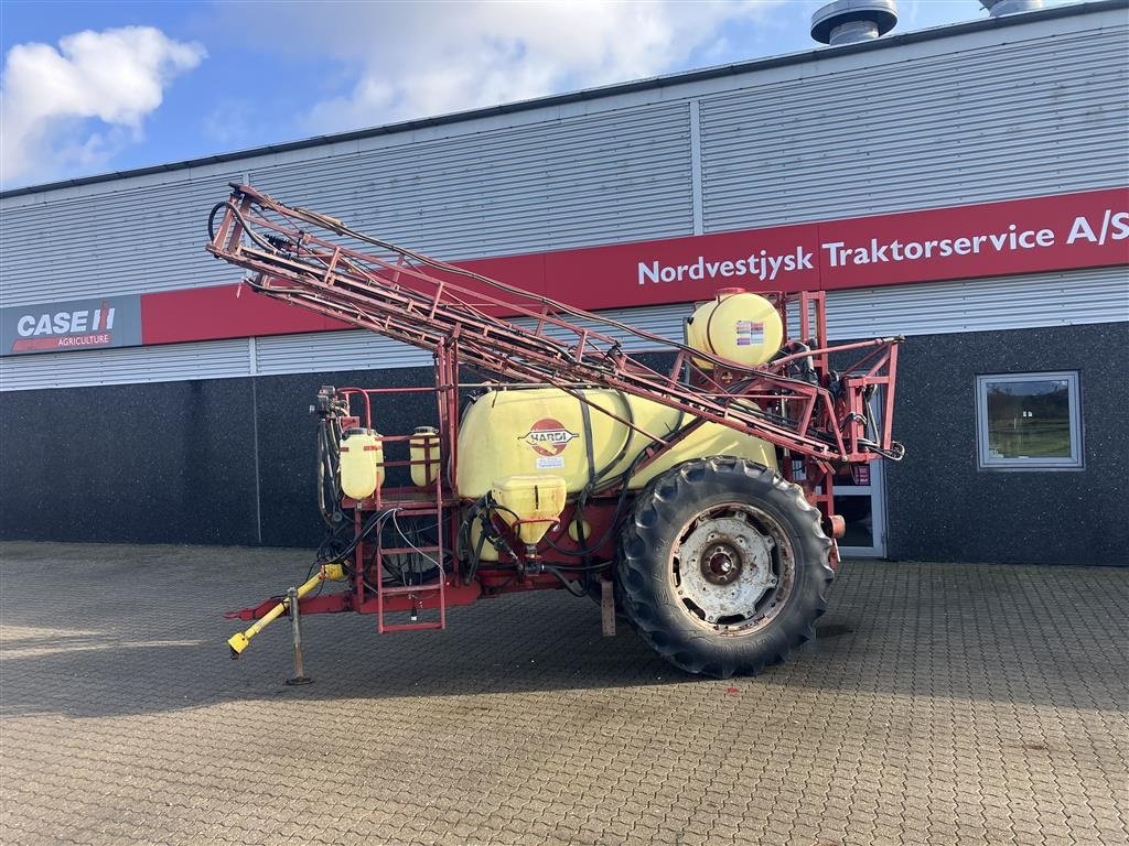 Anhängespritze van het type Hardi 2400ltr. 20 mtr. - EC armatur, Gebrauchtmaschine in Hurup Thy (Foto 1)