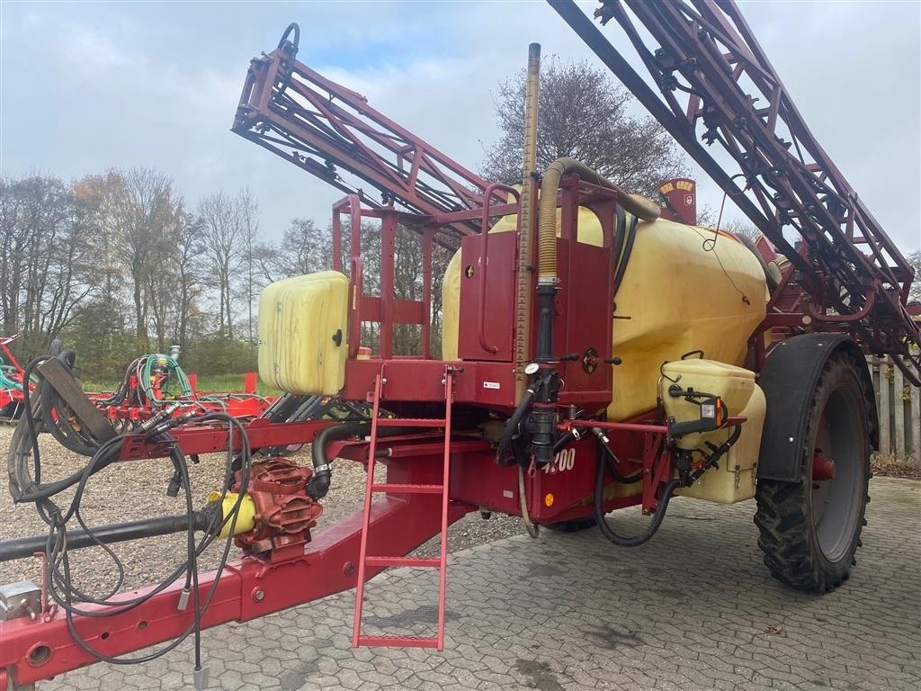 Anhängespritze of the type Hardi 24m Commander 4200 Classic Lovpligtig udstyr, Gebrauchtmaschine in Ringe (Picture 2)