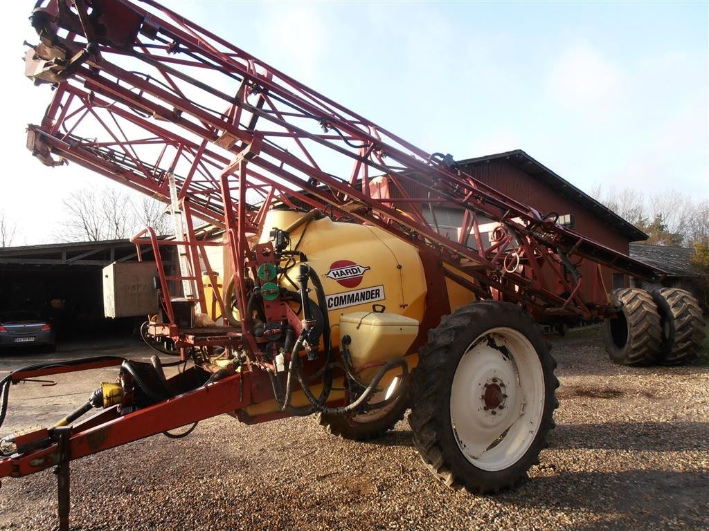 Anhängespritze typu Hardi COMMANDER 2800 24  M Lige fra marken .., Gebrauchtmaschine v Varde (Obrázek 3)