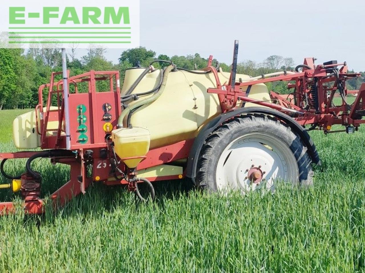 Anhängespritze za tip Hardi commander 2800 liter feldspritze gezogen, Gebrauchtmaschine u SANKT MARIENKIRCHEN BEI SCHÄRDING (Slika 1)