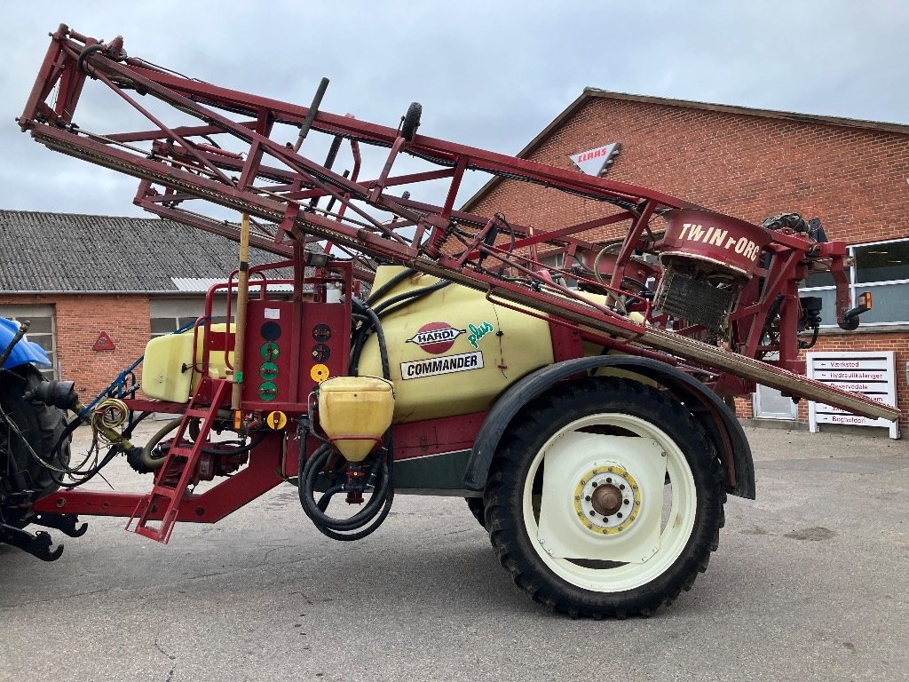 Anhängespritze of the type Hardi Commander 2800 Plus, Gebrauchtmaschine in Mern (Picture 2)