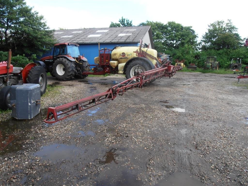 Anhängespritze of the type Hardi Commander 4200 20 Meter. NYsynet ., Gebrauchtmaschine in Varde (Picture 2)