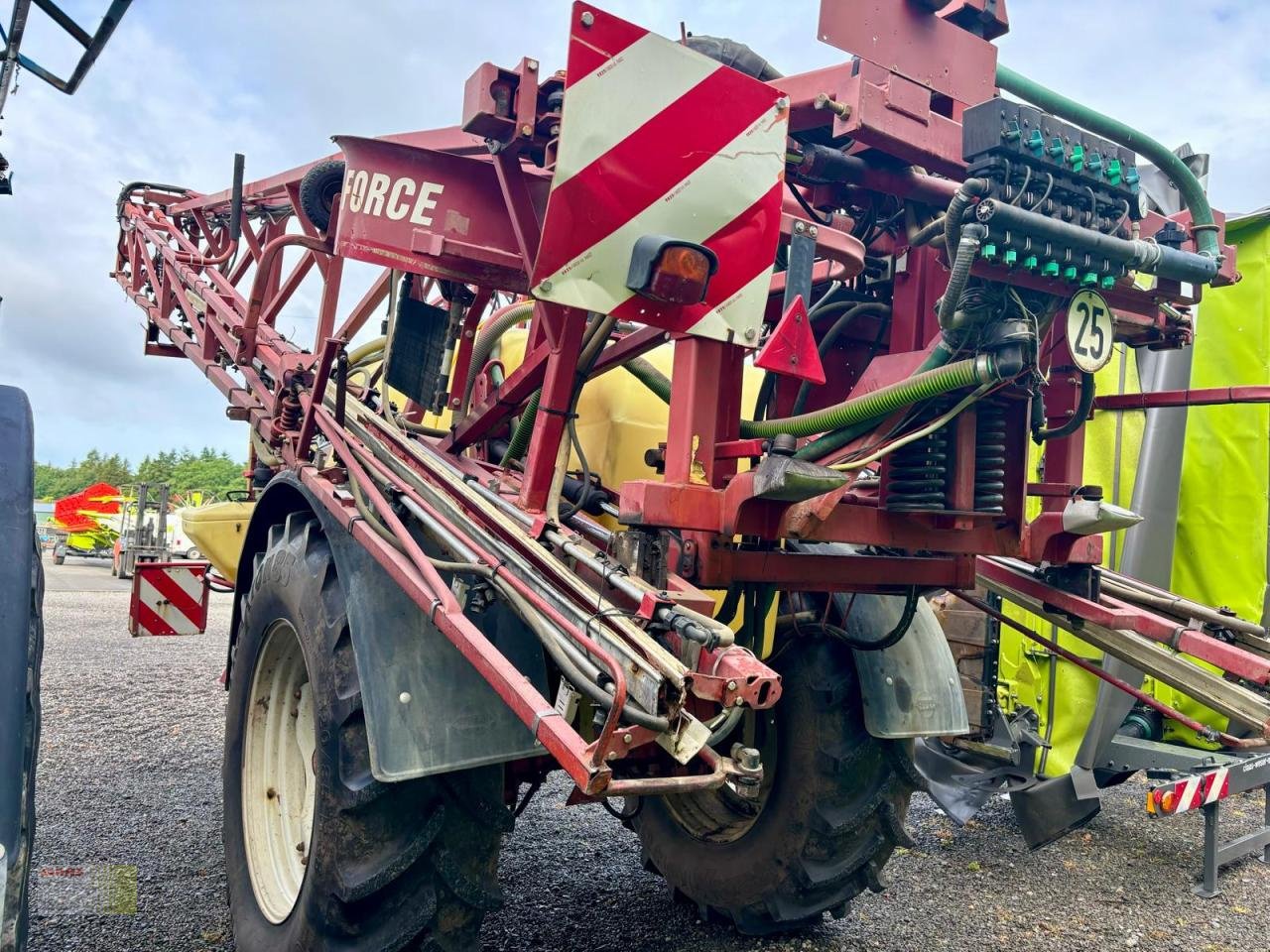 Anhängespritze typu Hardi COMMANDER 4200 PLUS TWIN FORCE, 4.200 L / 30 m, Gebrauchtmaschine w Neerstedt (Zdjęcie 5)