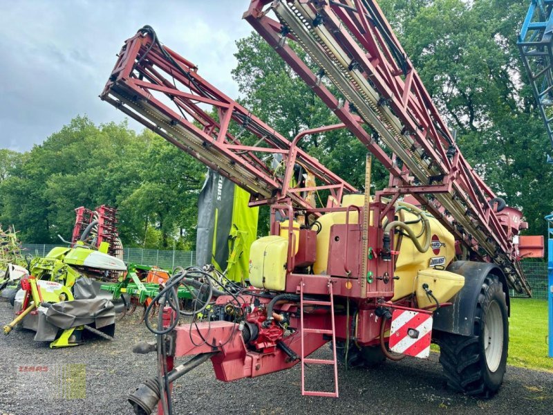 Anhängespritze van het type Hardi COMMANDER 4200 PLUS TWIN FORCE, 4.200 L / 30 m, Gebrauchtmaschine in Neerstedt (Foto 3)