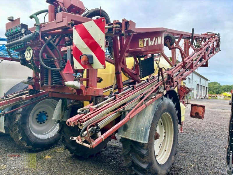 Anhängespritze van het type Hardi COMMANDER 4200 PLUS TWIN FORCE, 4.200 L / 30 m, Gebrauchtmaschine in Neerstedt (Foto 4)