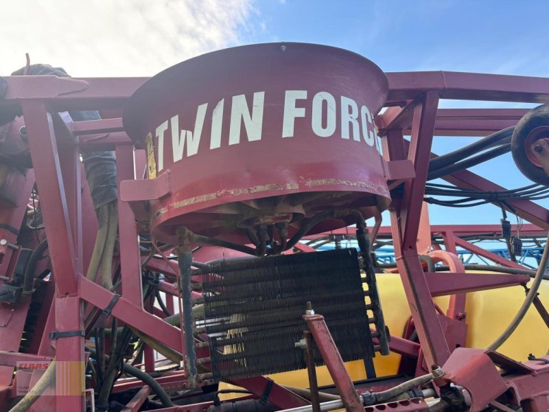 Anhängespritze van het type Hardi COMMANDER 4200 PLUS TWIN FORCE, 4.200 L / 30 m, Gebrauchtmaschine in Neerstedt (Foto 16)