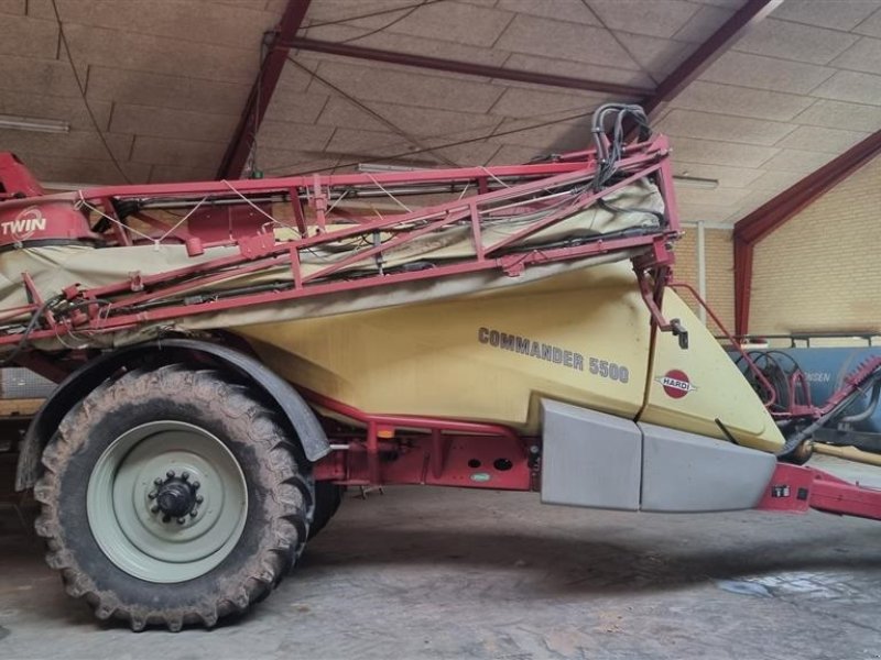 Anhängespritze of the type Hardi Commander 5500 - Twin med 24m bom, Gebrauchtmaschine in Vejle