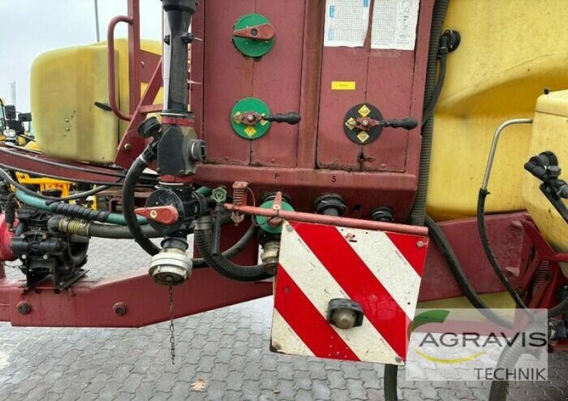 Anhängespritze van het type Hardi COMMANDER PLUS 4200 CM42F-HPZ 27, Gebrauchtmaschine in Calbe / Saale (Foto 11)